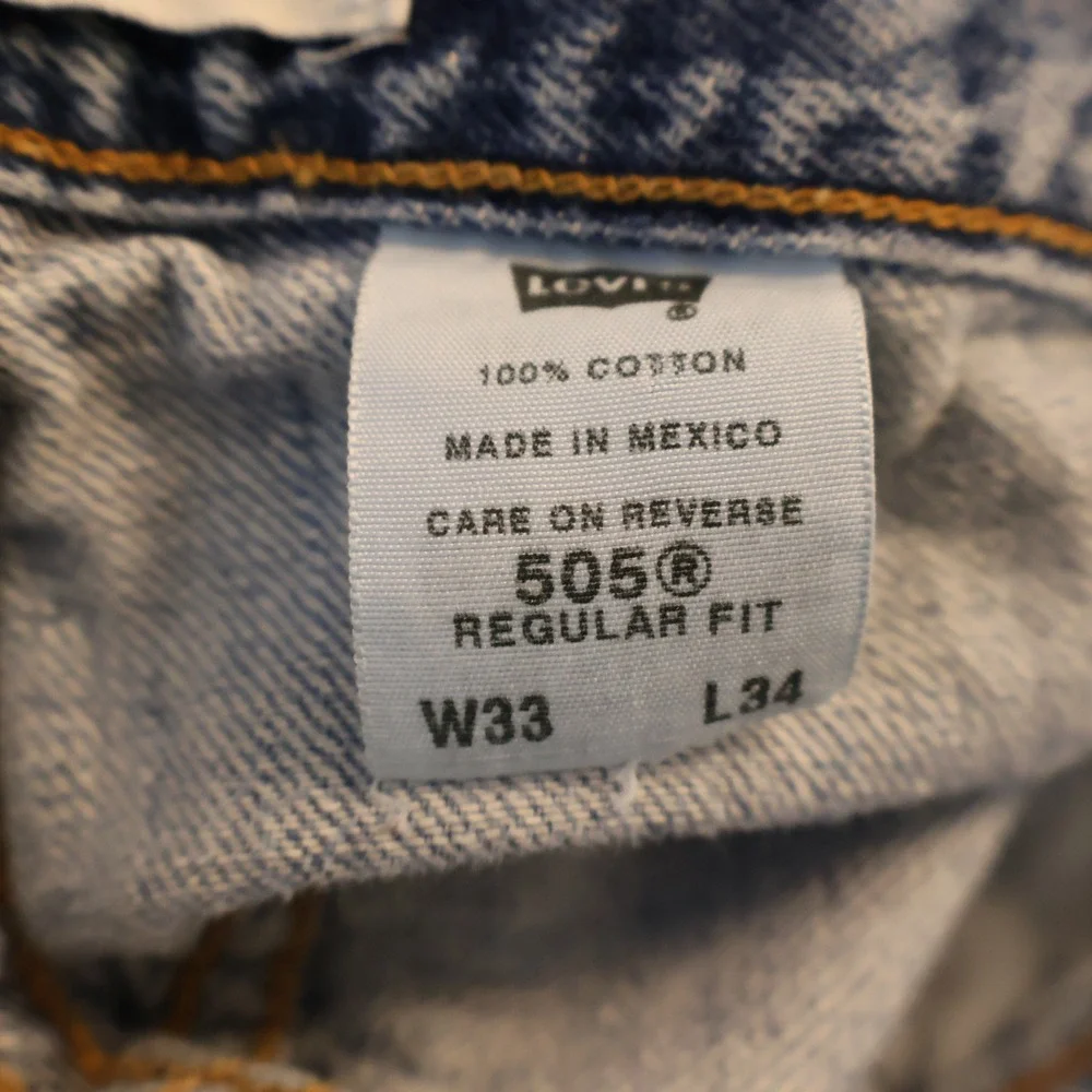 Vintage Levis 505 Regular Fit‎ Jeans 33x34 Grunge Distressed Light Wash Denim